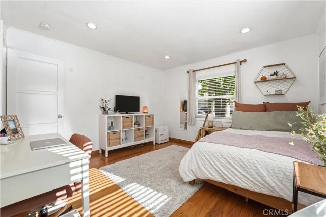 713 E Sycamore, Orange, CA 92866