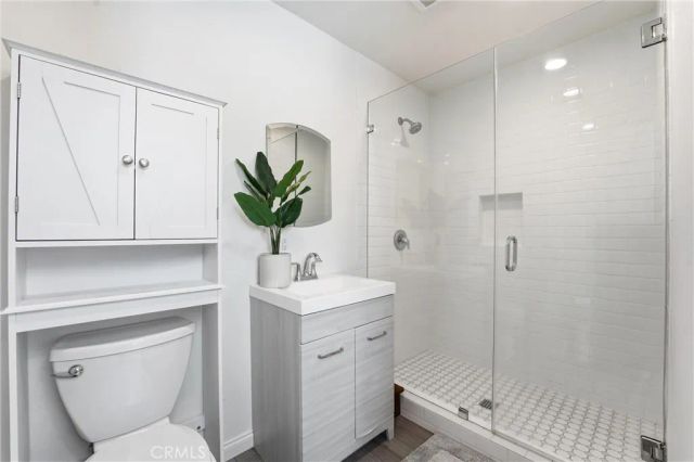 713 E Sycamore, Orange, CA 92866