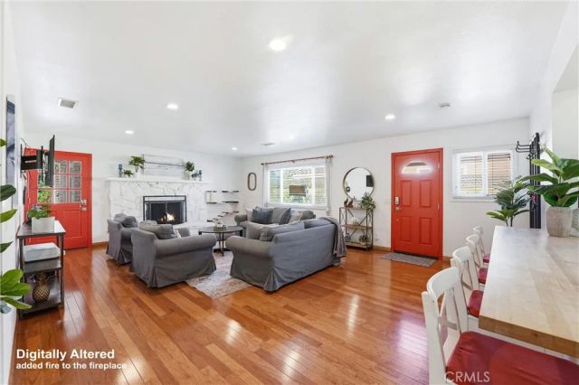 713 E Sycamore, Orange, CA 92866