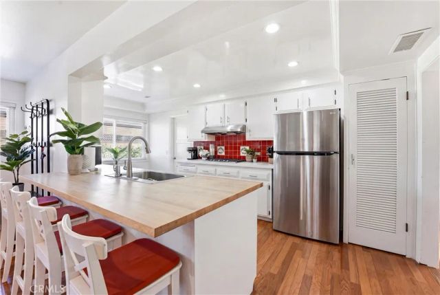 713 E Sycamore, Orange, CA 92866