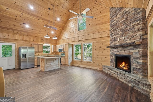 5860 Old Bucktown Road, Ellijay, GA 30536