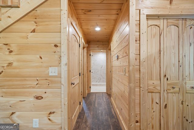 5860 Old Bucktown Road, Ellijay, GA 30536