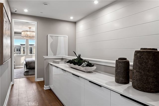 105 Sawtelle, Irvine, CA 92618