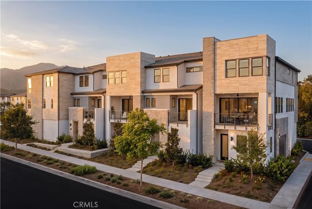 105 Sawtelle, Irvine, CA 92618