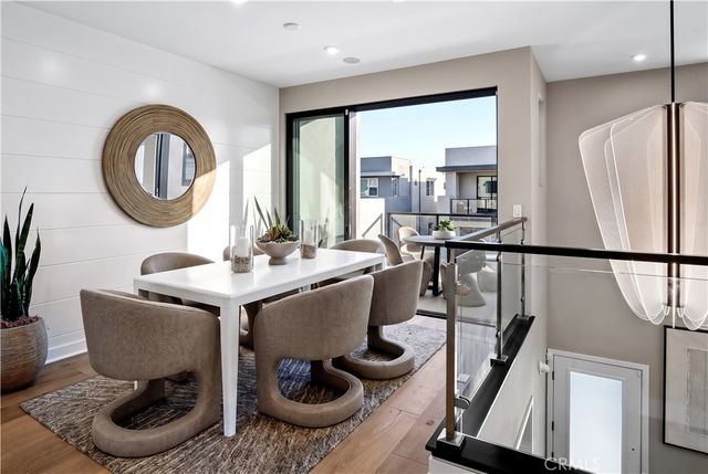 105 Sawtelle, Irvine, CA 92618