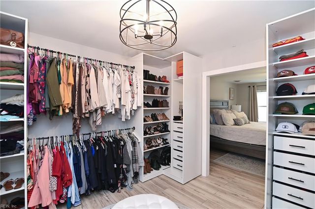 76 Waterview DR, Newport News, VA 23608