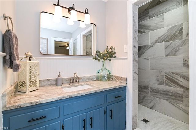 76 Waterview DR, Newport News, VA 23608