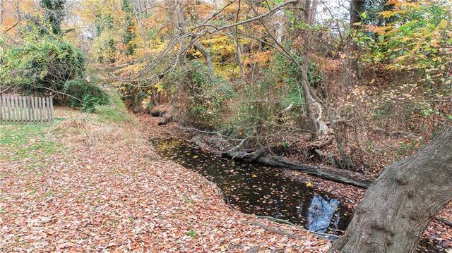 76 Waterview DR, Newport News, VA 23608