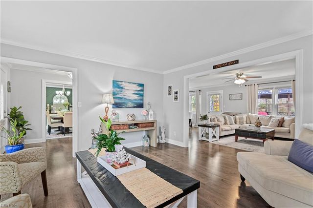 76 Waterview DR, Newport News, VA 23608