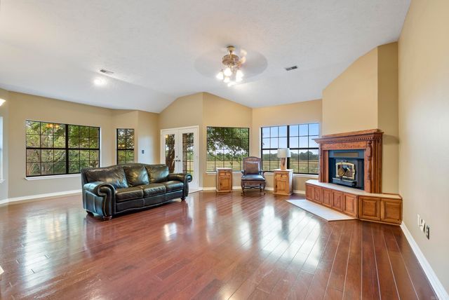 2 Memory Lane, Hattieville, AR 72063