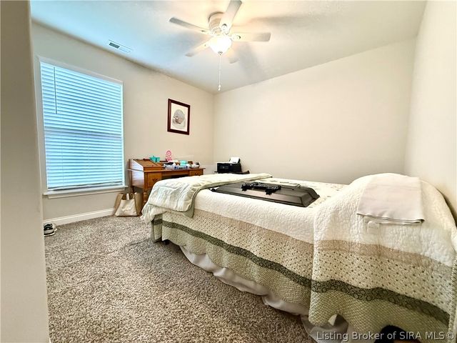 1016 Hadley Drive, Jeffersonville, IN 47130