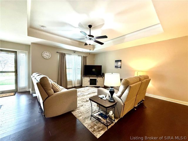 1016 Hadley Drive, Jeffersonville, IN 47130