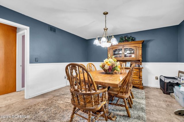 3 River Drive, Farmingdale, NJ 07727