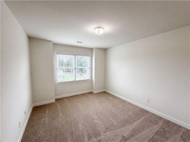 909 Mendenhall Way, Grayson, GA 30017