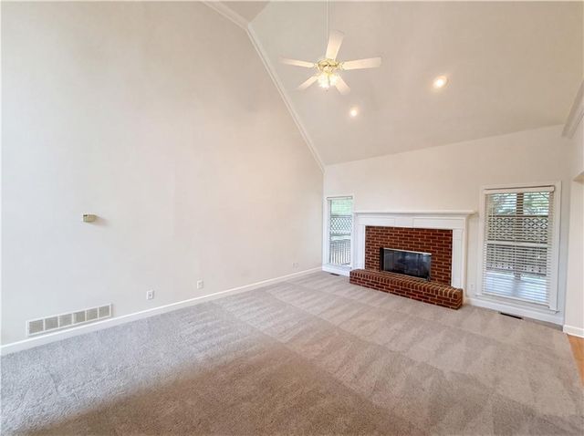 909 Mendenhall Way, Grayson, GA 30017
