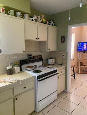 3410 SW 11th St, Miami, FL 33135