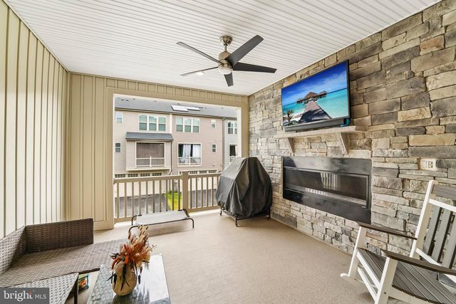 1719 MILL BRANCH DR, Laurel, MD 20708