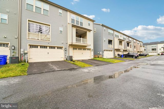 1719 MILL BRANCH DR, Laurel, MD 20708