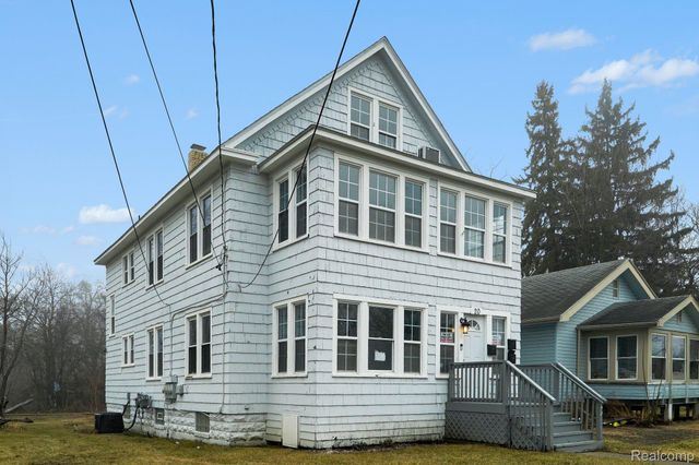 20 Frank Street, Pontiac, MI 48342