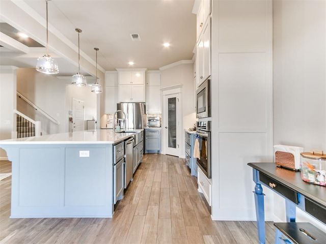 19125 Grove Parkway, Edmond, OK 73012