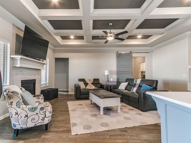 19125 Grove Parkway, Edmond, OK 73012