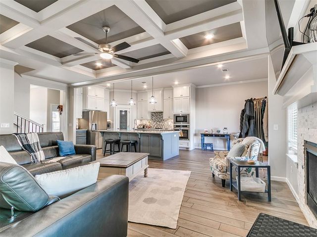 19125 Grove Parkway, Edmond, OK 73012