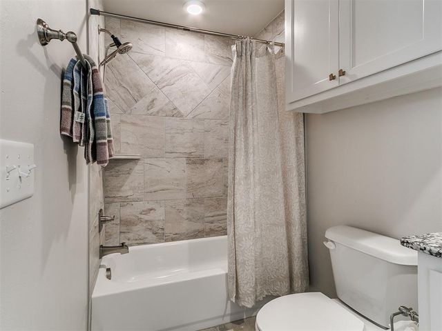 19125 Grove Parkway, Edmond, OK 73012