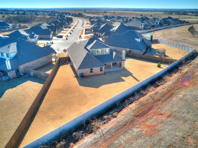 19125 Grove Parkway, Edmond, OK 73012