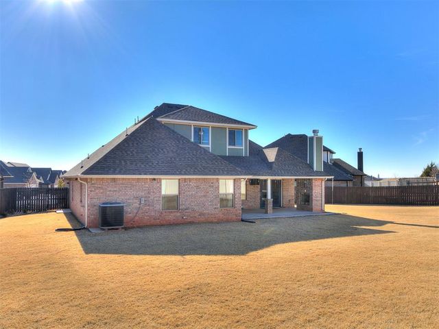 19125 Grove Parkway, Edmond, OK 73012