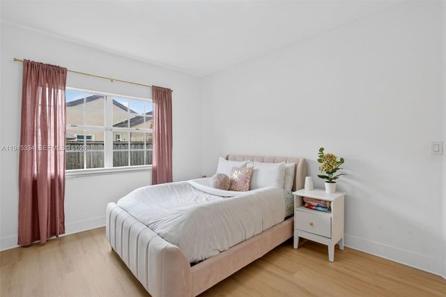 12200 SW 100th St, Miami, FL 33186