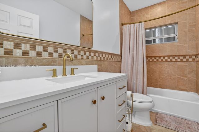 12200 SW 100th St, Miami, FL 33186