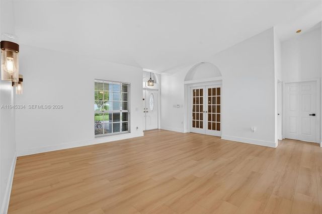 12200 SW 100th St, Miami, FL 33186