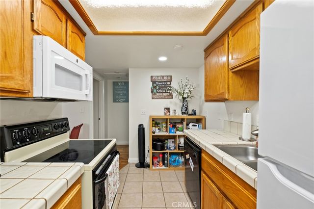 11734 Cottonwood, Apple Valley, CA 92308
