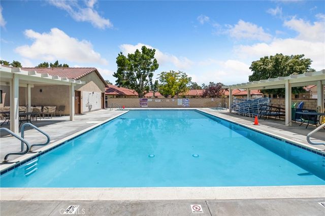 11734 Cottonwood, Apple Valley, CA 92308