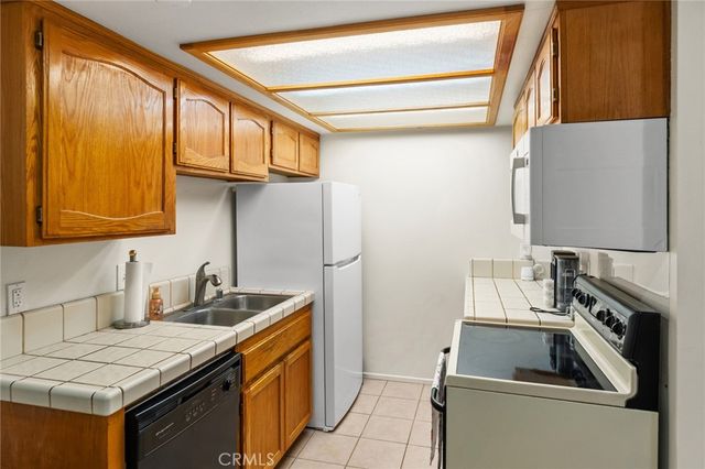 11734 Cottonwood, Apple Valley, CA 92308