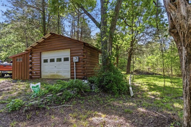 1246 Salem Rd, Lebanon, TN 37090