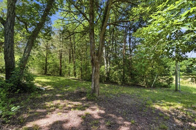1246 Salem Rd, Lebanon, TN 37090