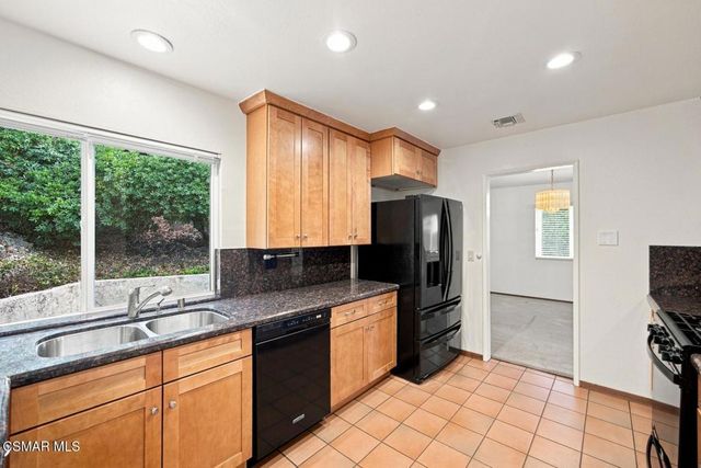 812 Chaparral Court, Thousand Oaks, CA 91320