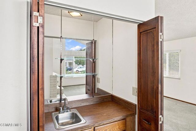 812 Chaparral Court, Thousand Oaks, CA 91320