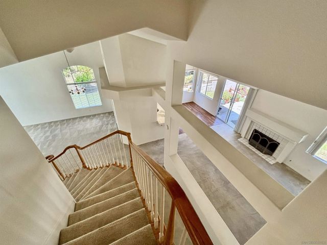 653 Cantara Ln, Vista, CA 92081