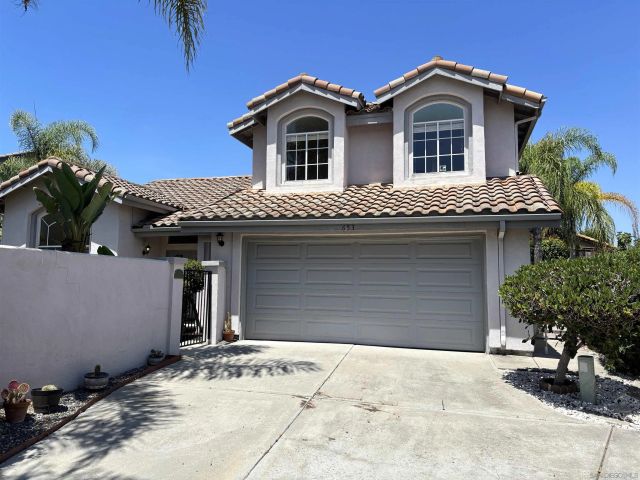 653 Cantara Ln, Vista, CA 92081