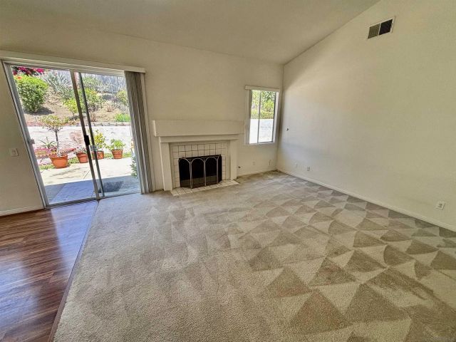 653 Cantara Ln, Vista, CA 92081