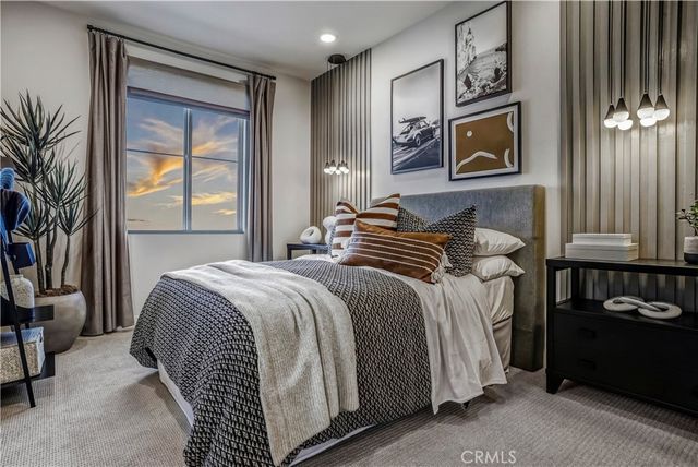 12720 Azure Way 28, Hawthorne, CA 90250