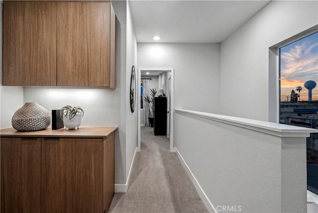 12720 Azure Way 28, Hawthorne, CA 90250