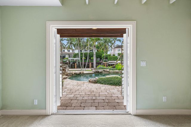 122 Marlin Drive, Ocean Ridge, FL 33435