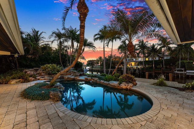 122 Marlin Drive, Ocean Ridge, FL 33435