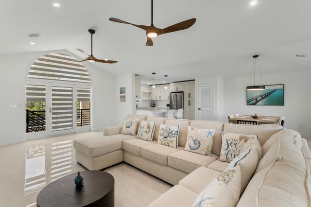 937 Gulf Drive, Summerland Key, FL 33042