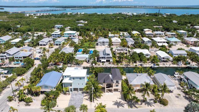 937 Gulf Drive, Summerland Key, FL 33042