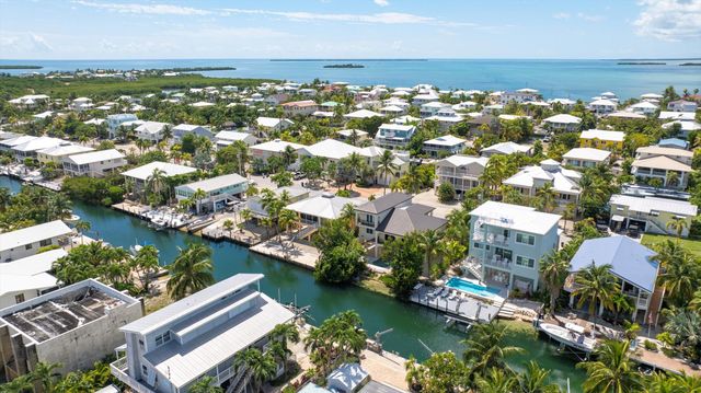 937 Gulf Drive, Summerland Key, FL 33042