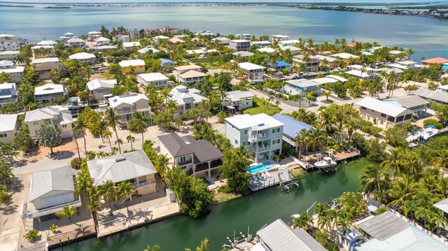 937 Gulf Drive, Summerland Key, FL 33042